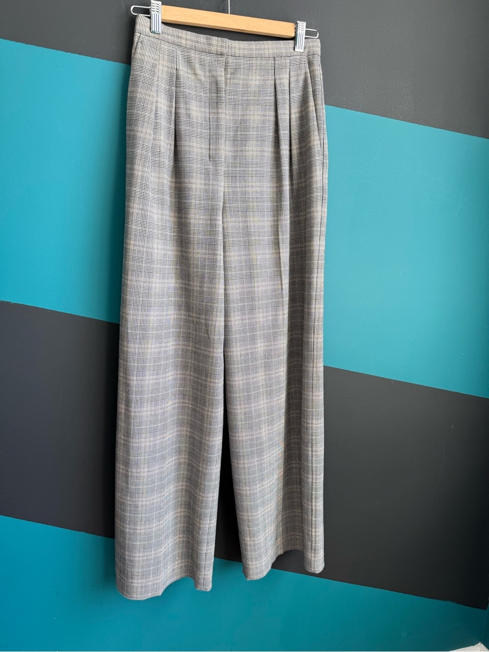 Aritzia Gray Plaid Wide-Leg Trousers Preppy Business - Picture 3 of 16